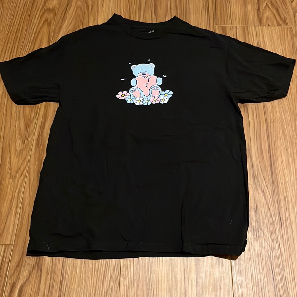 graphic tee